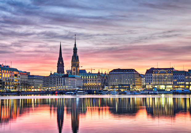 hamburg-ajoure-travel