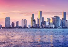 Florida Skyline beim Sonnenuntergang