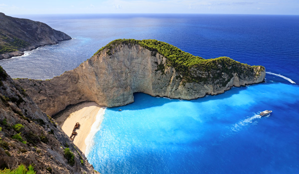 Zakynthos-ajoure-travel
