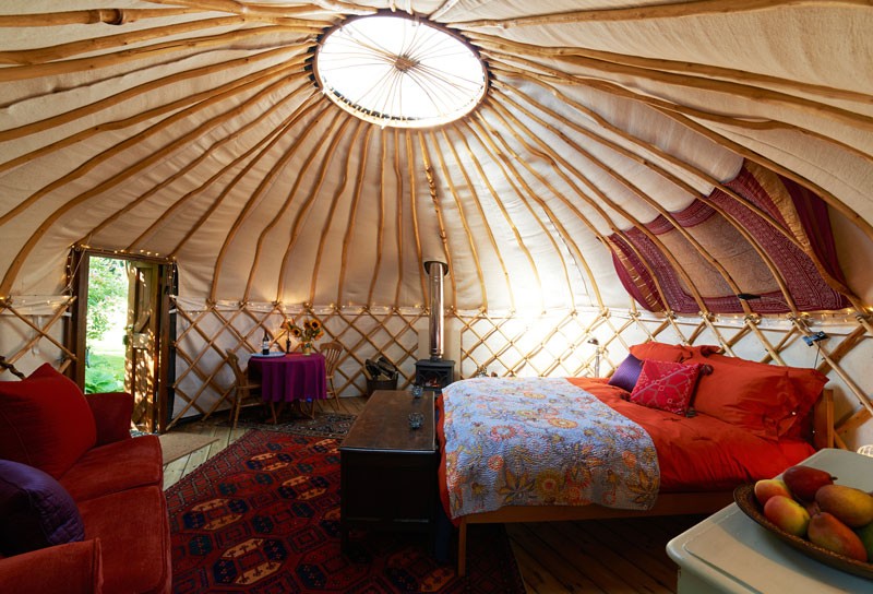 Glamping: So wird Campen glamourös