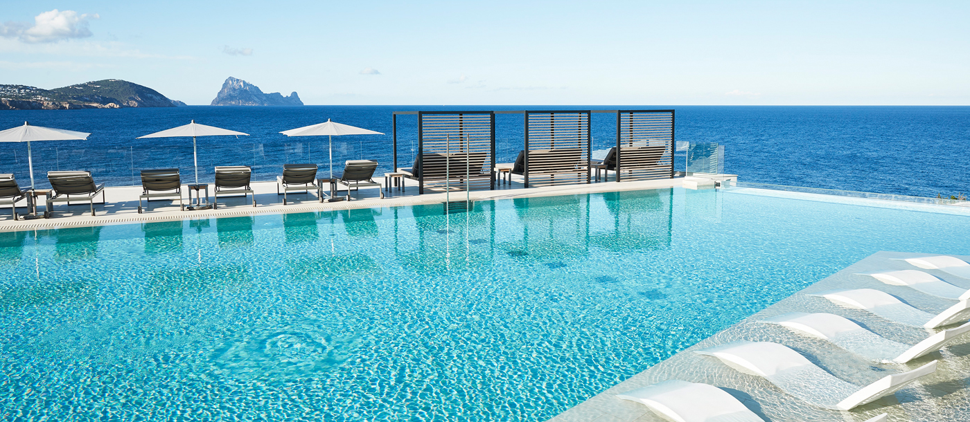 7Pines Kempinski Ibiza Pool