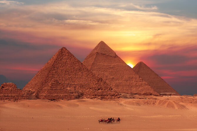Pyramiden von Gizeh Aegypten