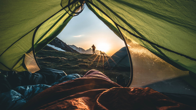 Sonnenaufgang aus dem Zelt