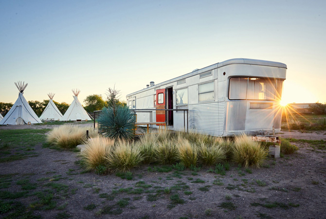 El Cosmico Glamping