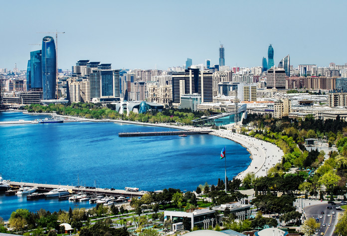 größter See der Welt: Kaspisches Meer in Baku, Aserbaidschan